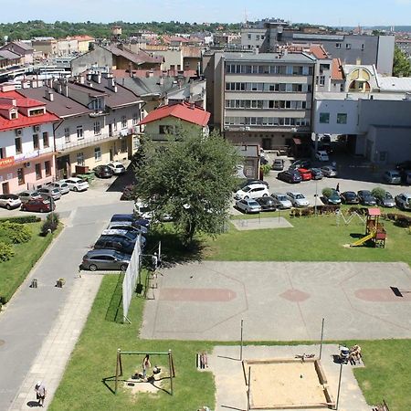 Apartament Raz Dwa Trzy Ряшів Екстер'єр фото