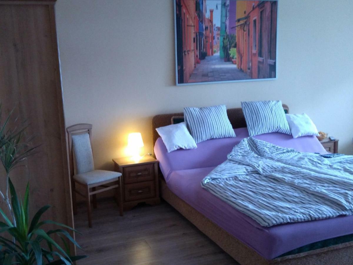 Apartament Raz Dwa Trzy Ряшів Екстер'єр фото